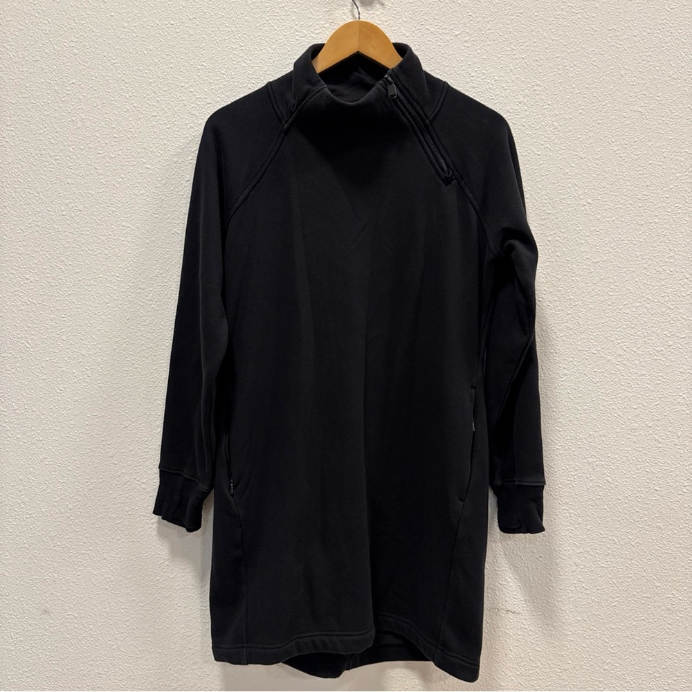 Athlete‎ Black Long Sleeve Dress Small